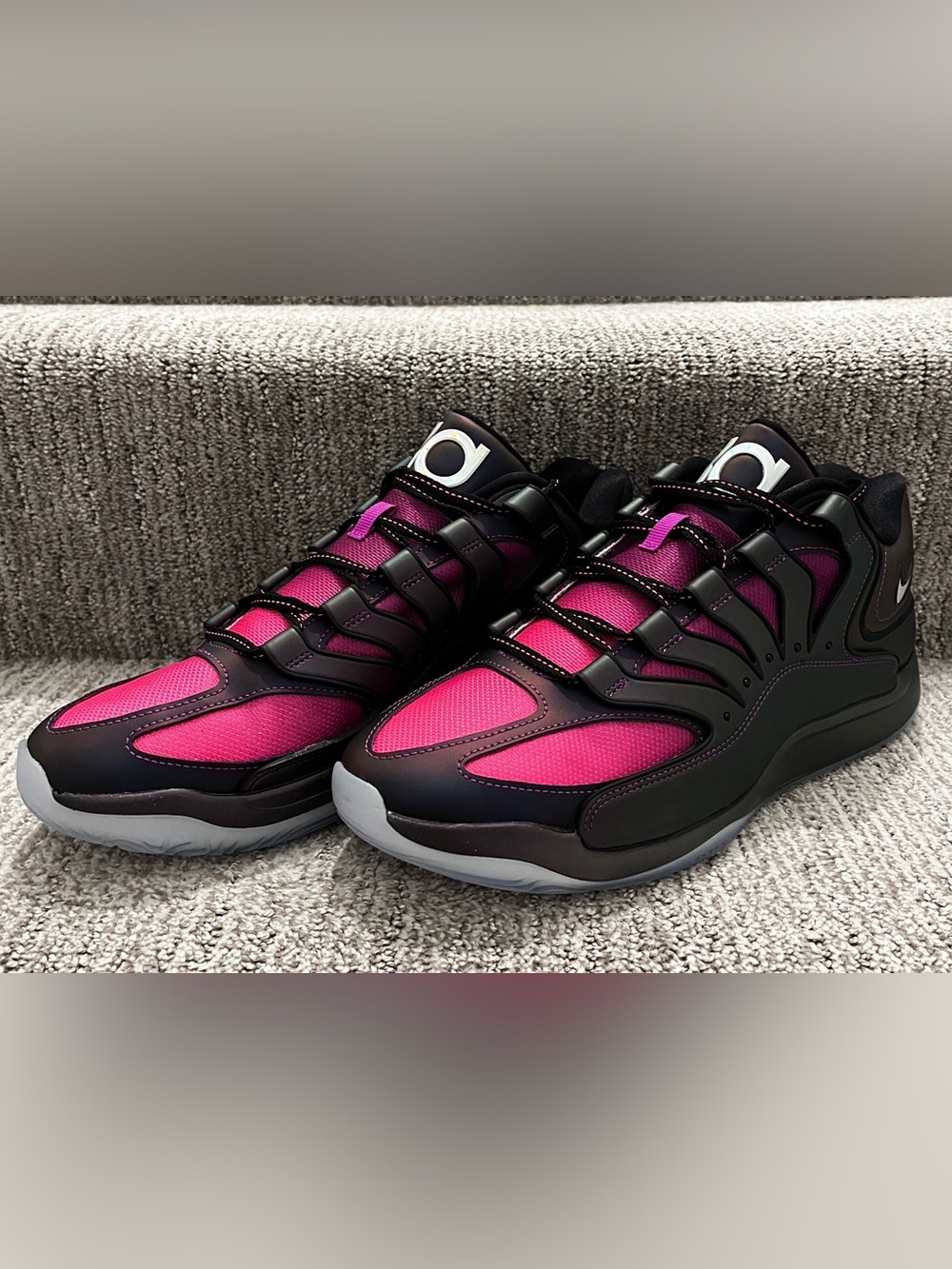 Nike KD 18 eggplant US12 men’s basketball shoes new with no box